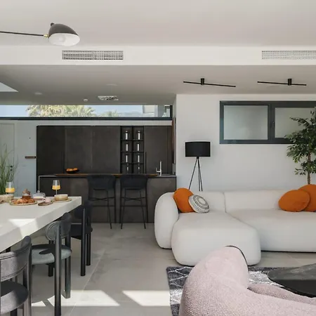 Prive By Frontier Residences Villa Fuengirola