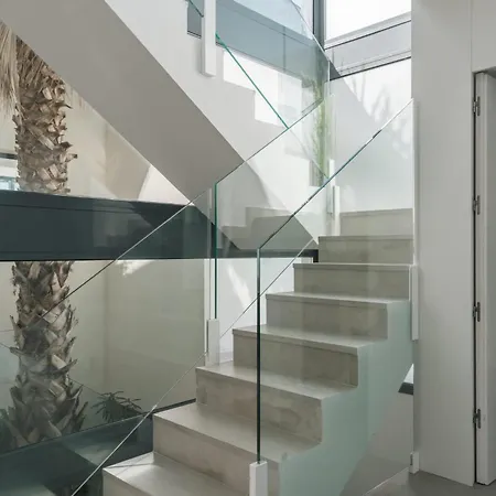 Villa Prive By Frontier Residences *