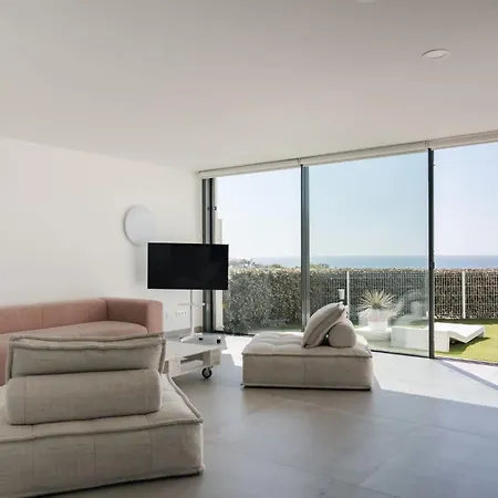 Villa Prive By Frontier Residences *
