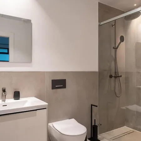 Prive By Frontier Residences *