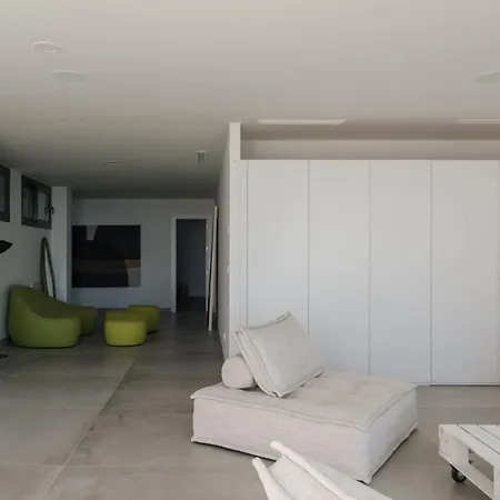 Prive By Frontier Residences